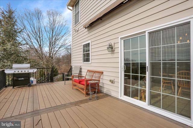 128 ROBBY DR, Leesport, PA 19533