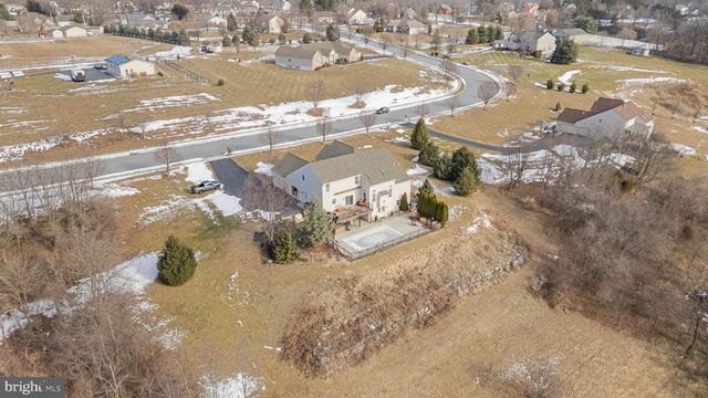 128 ROBBY DR, Leesport, PA 19533