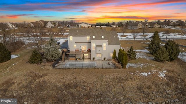 128 ROBBY DR, Leesport, PA 19533