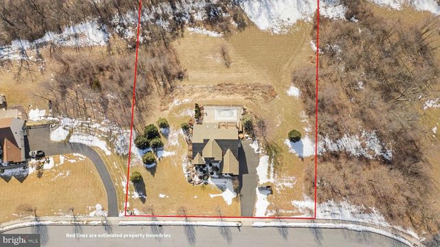 128 ROBBY DR, Leesport, PA 19533