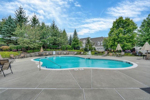 3 Pinehurst Circle, Monroe, NY 10950