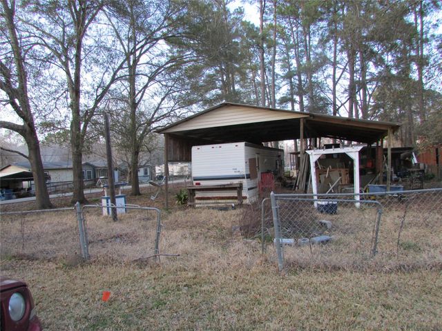 10980 Balsam Street, Willis, TX 77318