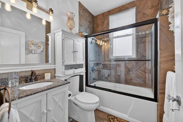2535 15TH AVENUE N, St Petersburg, FL 33713