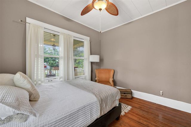 2535 15TH AVENUE N, St Petersburg, FL 33713