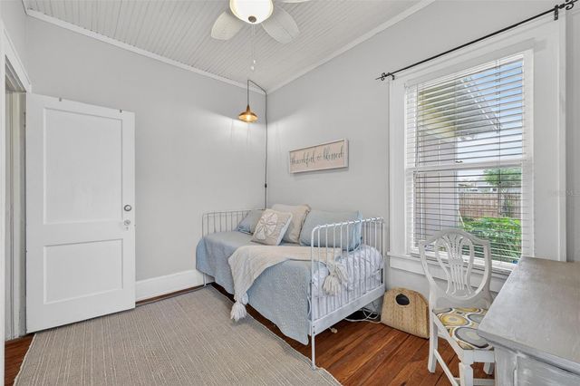 2535 15TH AVENUE N, St Petersburg, FL 33713