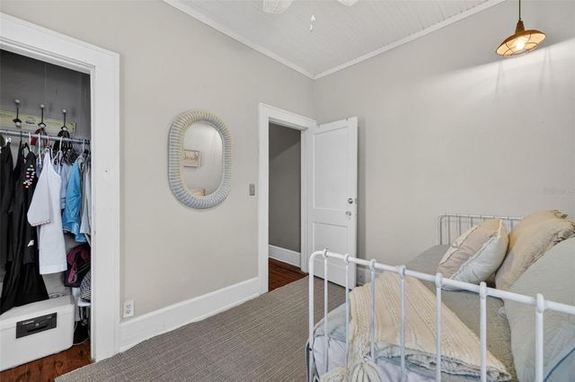 2535 15TH AVENUE N, St Petersburg, FL 33713