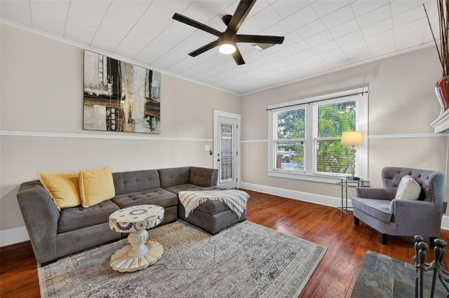 2535 15TH AVENUE N, St Petersburg, FL 33713