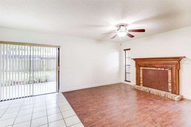 16107 COUNTRY CROSSING DRIVE, Tampa, FL 33624