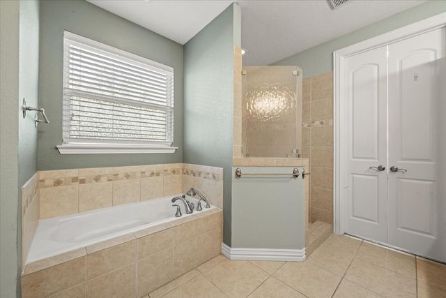 7613 Eagle Ridge Circle, Fort Worth, TX 76179