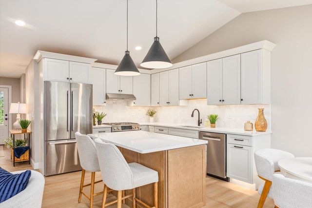 41 Willow Lane, Rindge, NH 03461