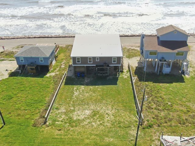 706 Beach Drive, Freeport, TX 77541