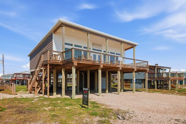 706 Beach Drive, Freeport, TX 77541