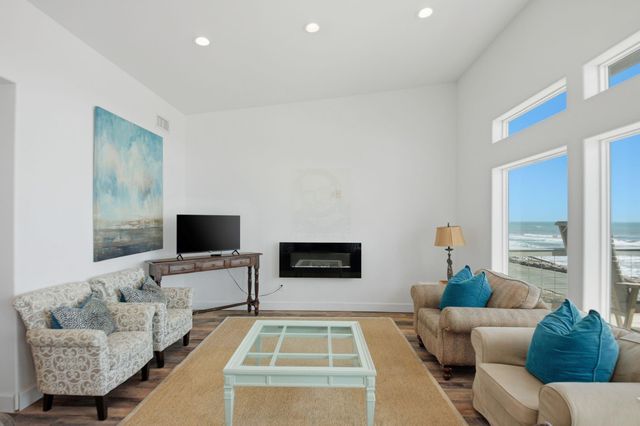 706 Beach Drive, Freeport, TX 77541