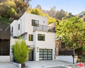 1655 N Beverly Glen Boulevard, Los Angeles, CA 90077