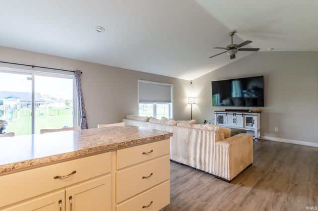 12825 Sunfish Drive, Middlebury, IN 46540