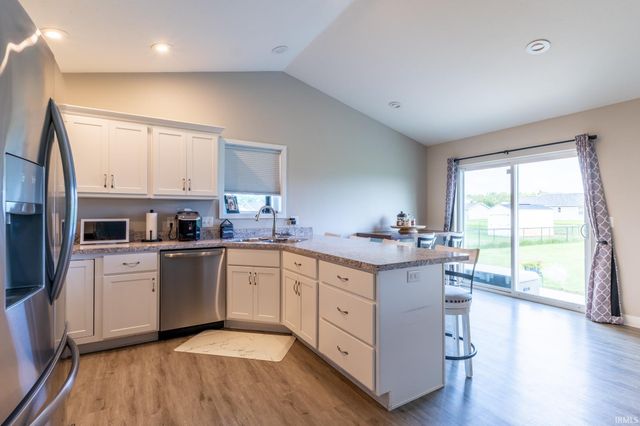 12825 Sunfish Drive, Middlebury, IN 46540