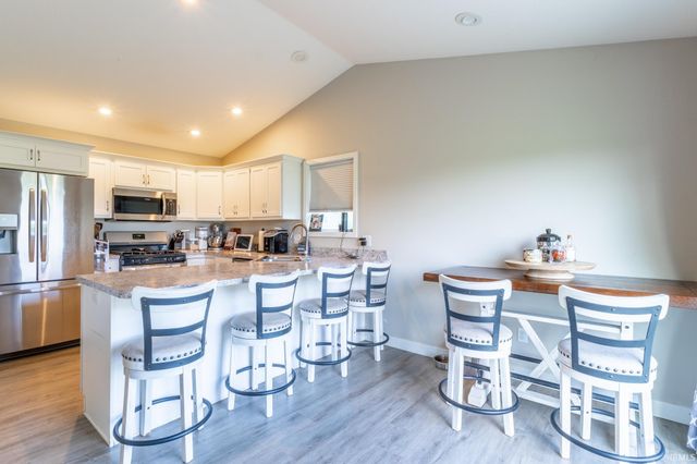 12825 Sunfish Drive, Middlebury, IN 46540