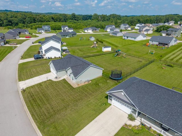 12825 Sunfish Drive, Middlebury, IN 46540