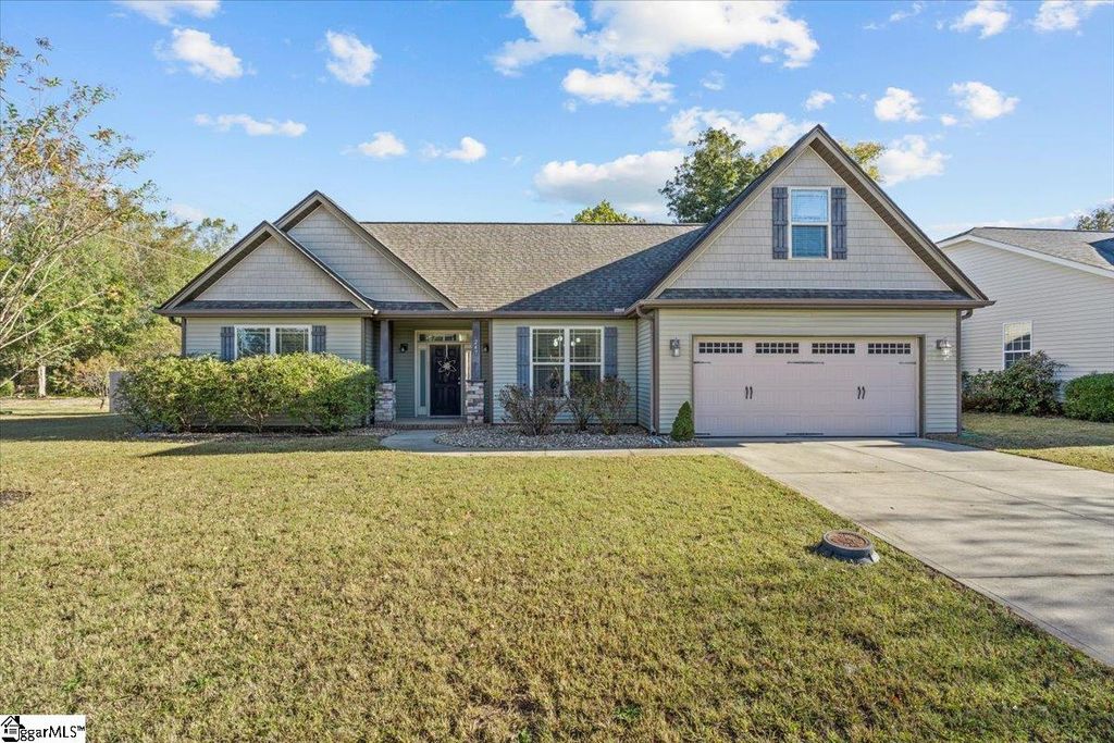 247 Finley Hill Court, Simpsonville, SC 29681