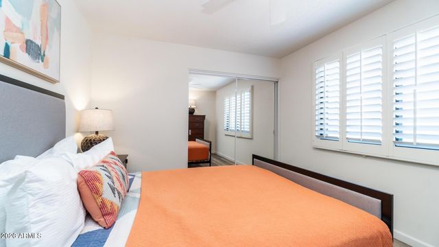 1460 N LA ROSA Drive, Tempe, AZ 85288