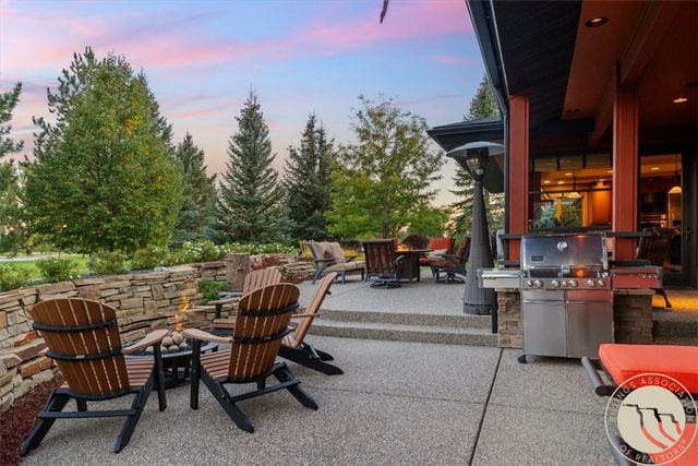 6090 Masters Boulevard, Billings, MT 59106