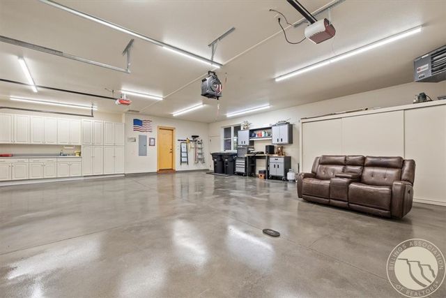 6090 Masters Boulevard, Billings, MT 59106