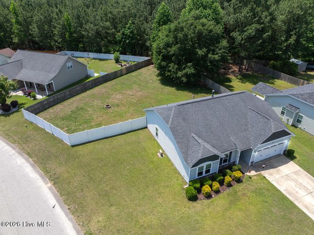115 Snipe Court, Raeford, NC 28376