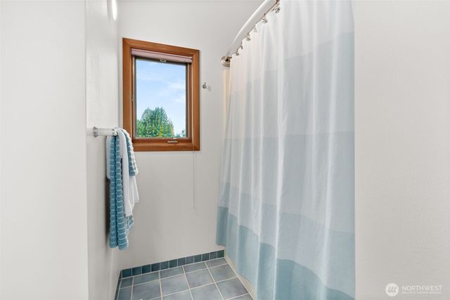 1090 Middle Fork Road, Onalaska, WA 98570