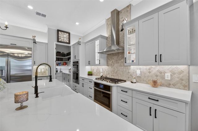 1075 SEAGRAPE DRIVE, Ruskin, FL 33570