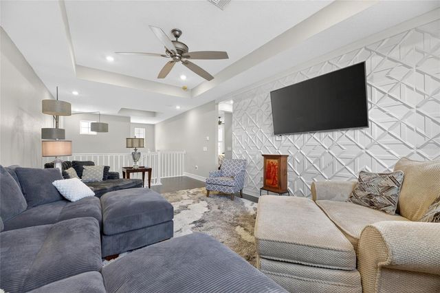 1075 SEAGRAPE DRIVE, Ruskin, FL 33570