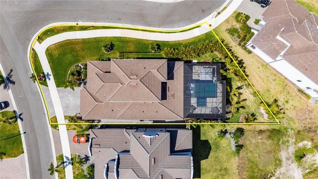 1075 SEAGRAPE DRIVE, Ruskin, FL 33570