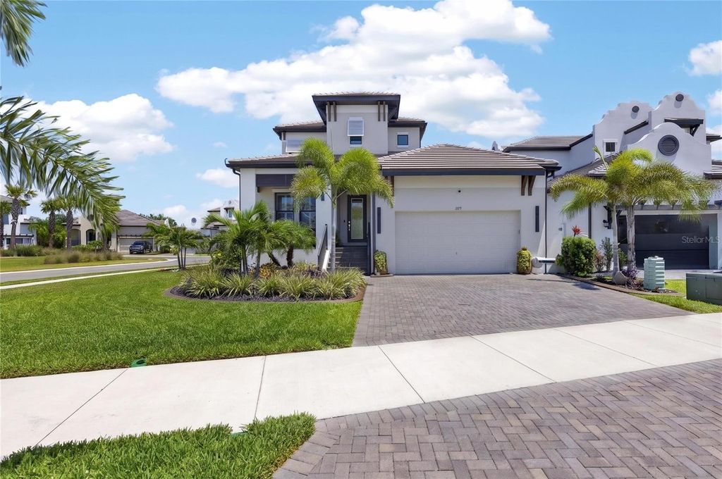 1075 SEAGRAPE DRIVE, Ruskin, FL 33570
