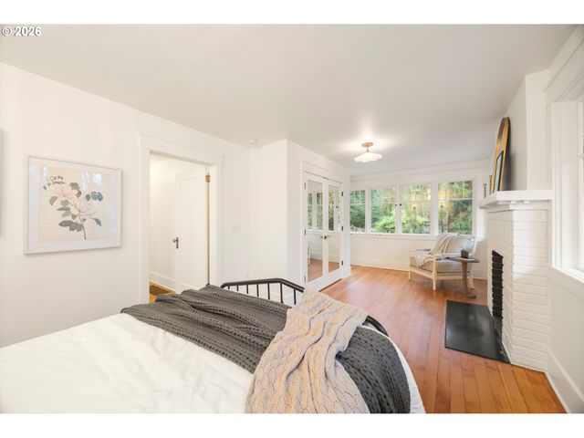 49 BRIARWOOD Rd, Lake Oswego, OR 97034