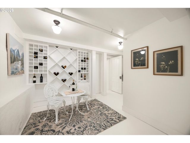 49 BRIARWOOD Rd, Lake Oswego, OR 97034