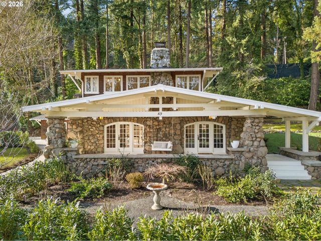 49 BRIARWOOD Rd, Lake Oswego, OR 97034