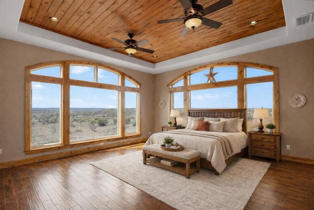 2810 Bridlewood Ranches Dr., San Marcos, TX 78666