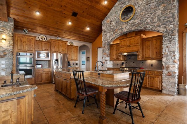 2810 Bridlewood Ranches Dr., San Marcos, TX 78666