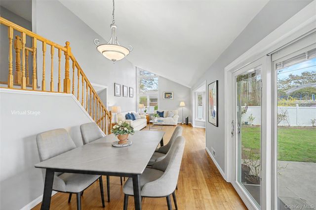 8 Central Park Road, Plainview, NY 11803