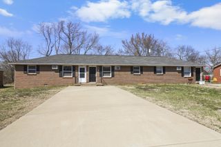 115 Tandy Dr, Clarksville, TN 37042