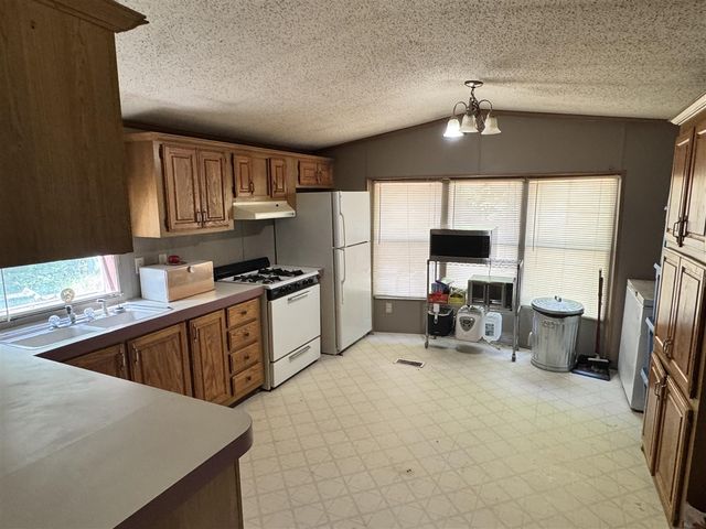 15075 Pierce Road, Stanwood, MI 49346