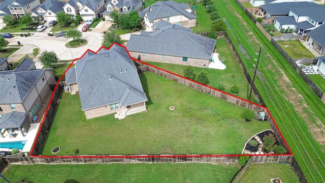 3407 Cabernet Shores Drive, Fulshear, TX 77441
