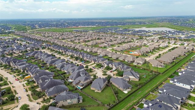 3407 Cabernet Shores Drive, Fulshear, TX 77441