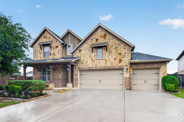 3407 Cabernet Shores Drive, Fulshear, TX 77441