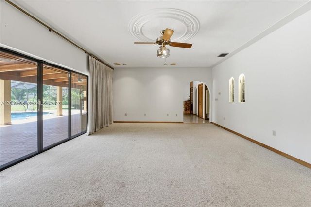 28975 SW 182nd Ave, Homestead, FL 33030