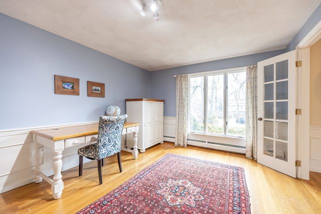 11 Garry Dr, Medfield, MA 02052