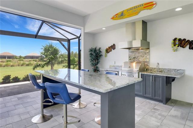 6257 Negril Isle DR, Naples, FL 34113