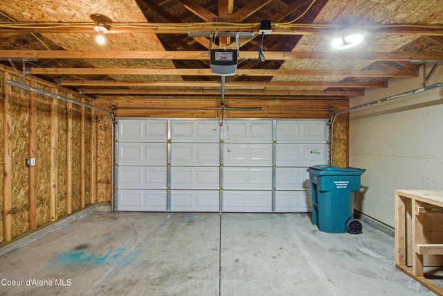 2063 N Cruze St, Post Falls, ID 83854