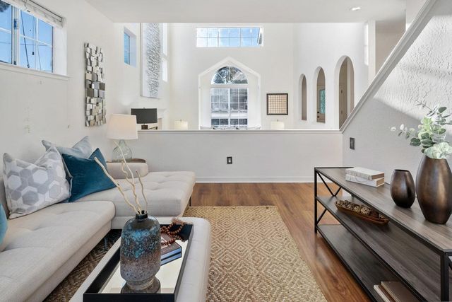 622 Avenue Balboa, El Granada, CA 94018