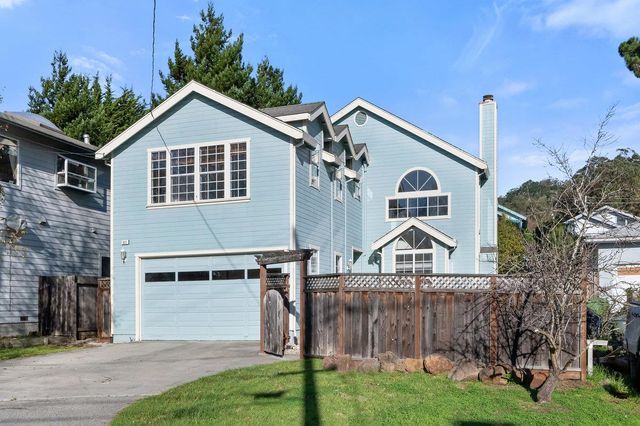 622 Avenue Balboa, El Granada, CA 94018