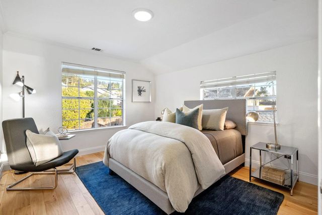 622 Avenue Balboa, El Granada, CA 94018